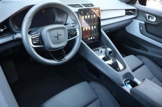 Polestar 2 (2023) thumbnail 3