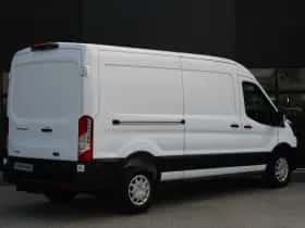 Ford Transit (2023) thumbnail 3