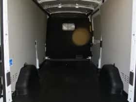 Ford Transit (2023) thumbnail 5