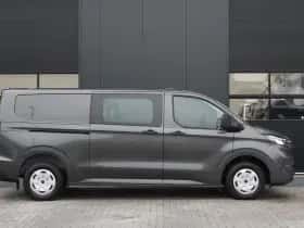 Ford Transit Custom (2023) thumbnail 4