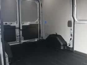 Ford Transit (2023) thumbnail 6
