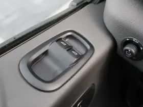 Ford Transit (2023) thumbnail 10