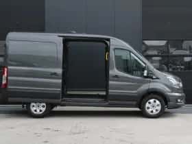 Ford Transit (2023) thumbnail 25
