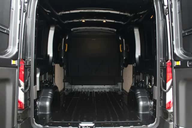 Ford Transit (2023) thumbnail 5