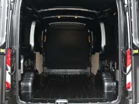 Ford Transit (2023) thumbnail 5