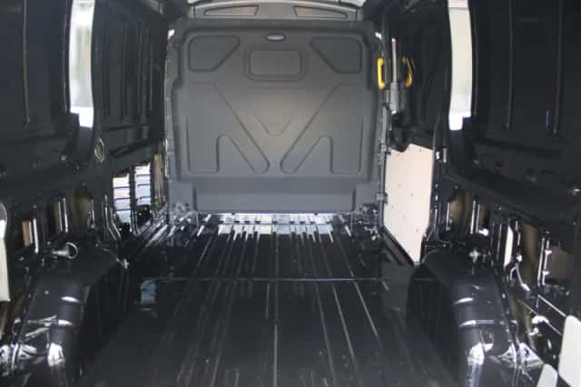 Ford Transit (2023) thumbnail 5