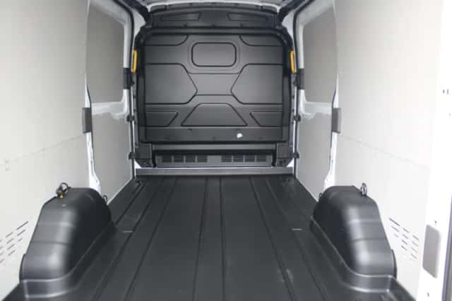 Ford Transit (2023) thumbnail 5