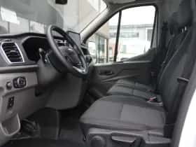 Ford Transit (2023) thumbnail 8