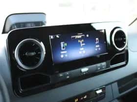 Mercedes-Benz Sprinter (2024) thumbnail 24