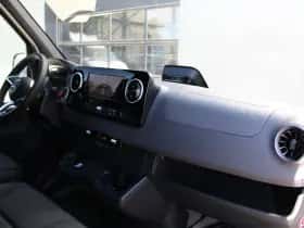 Mercedes-Benz Sprinter (2024) thumbnail 40
