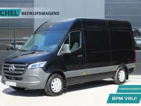 Mercedes-Benz Sprinter (2024) thumbnail 1