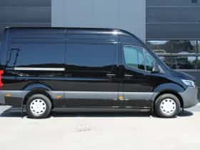 Mercedes-Benz Sprinter (2024) thumbnail 4