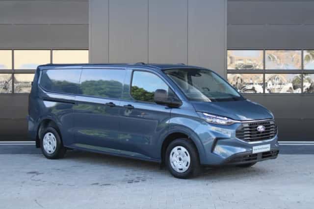 Ford Transit Custom (2023) thumbnail 4