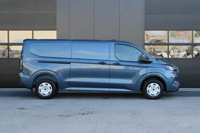 Ford Transit Custom (2023) thumbnail 5