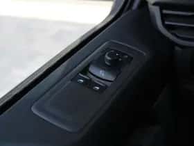 Ford Transit Custom (2023) thumbnail 15
