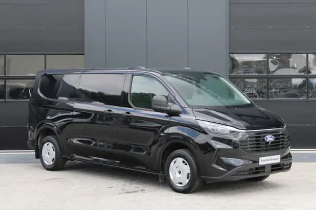 Ford Transit Custom (2023) thumbnail 4