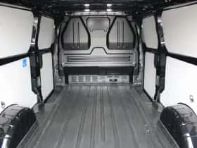 Ford Transit Custom (2023) thumbnail 9