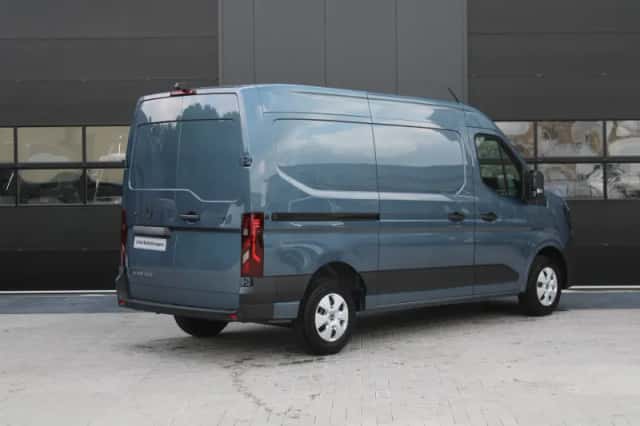 Renault Master (2024) thumbnail 3