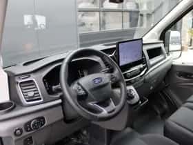 Ford Transit (2023) thumbnail 2