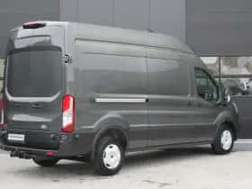 Ford Transit (2023) thumbnail 3
