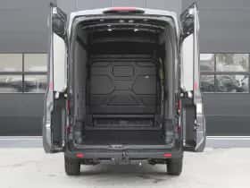 Ford Transit (2023) thumbnail 4