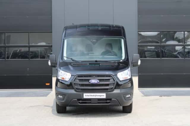 Ford Transit (2024) thumbnail 2