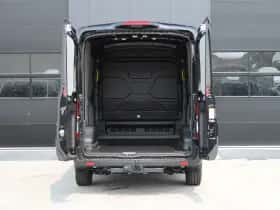 Ford Transit (2024) thumbnail 4