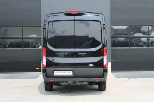Ford Transit (2024) thumbnail 5
