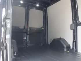 Ford Transit (2024) thumbnail 5