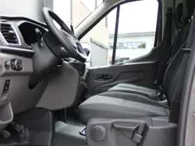Ford Transit (2024) thumbnail 6