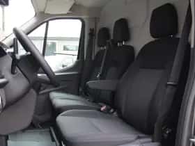 Ford Transit (2024) thumbnail 8