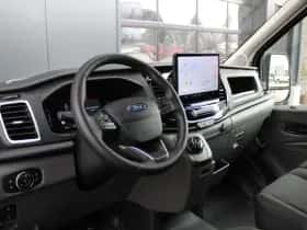 Ford Transit (2023) thumbnail 2