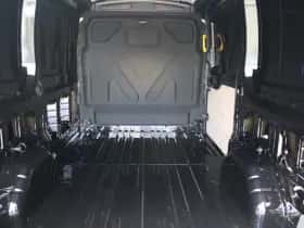 Ford Transit (2023) thumbnail 5