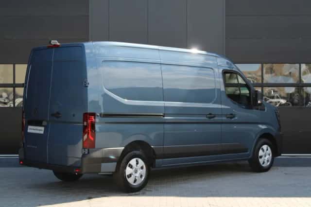 Renault Master (2024) thumbnail 3