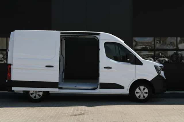 Renault Master (2024) thumbnail 5