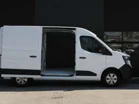 Renault Master (2024) thumbnail 5