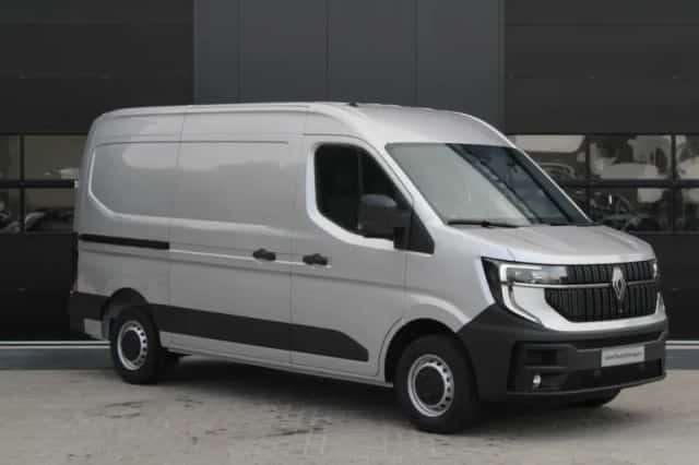 Renault Master (2024) thumbnail 3