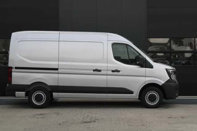 Renault Master (2024) thumbnail 4
