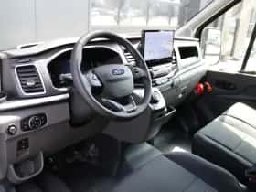 Ford Transit (2023) thumbnail 2