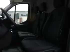 Ford Transit (2023) thumbnail 9