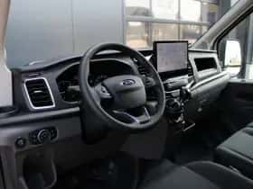 Ford Transit (2023) thumbnail 2