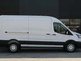 Ford Transit (2023) thumbnail 26