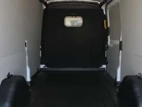 Ford Transit (2023) thumbnail 5