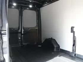 Ford Transit (2019) thumbnail 11