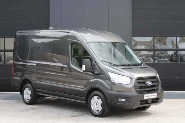 Ford Transit (2023) thumbnail 3