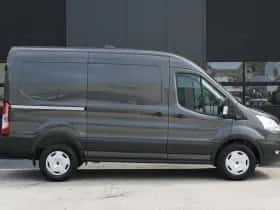 Ford Transit (2023) thumbnail 4