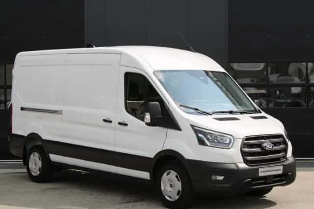 Ford Transit (2023) thumbnail 3