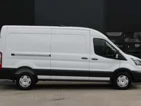 Ford Transit (2023) thumbnail 4