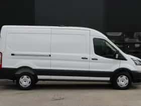 Ford Transit (2023) thumbnail 4