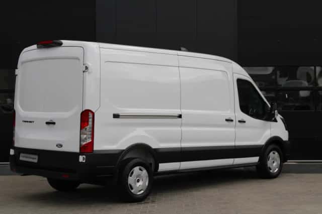 Ford Transit (2023) thumbnail 5